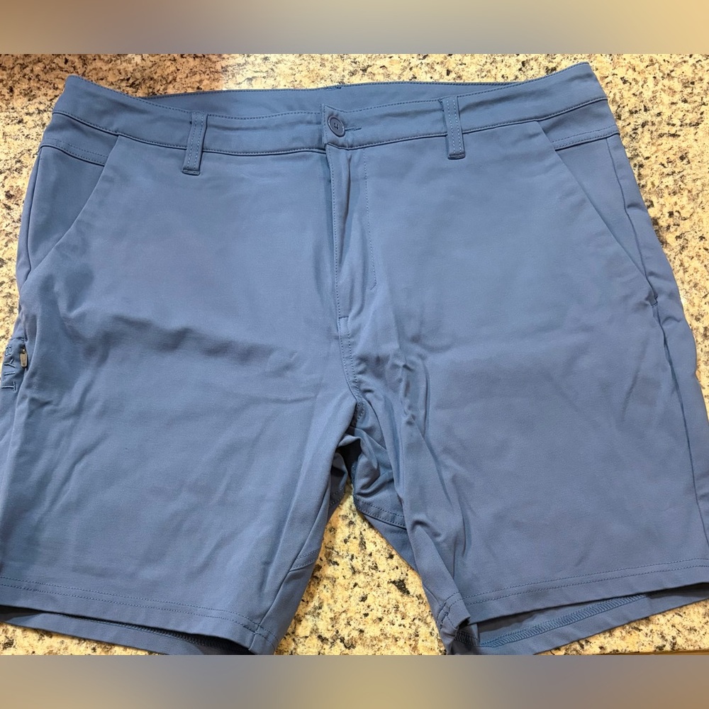 BYLT Basics Everyday Short Light Navy 8”